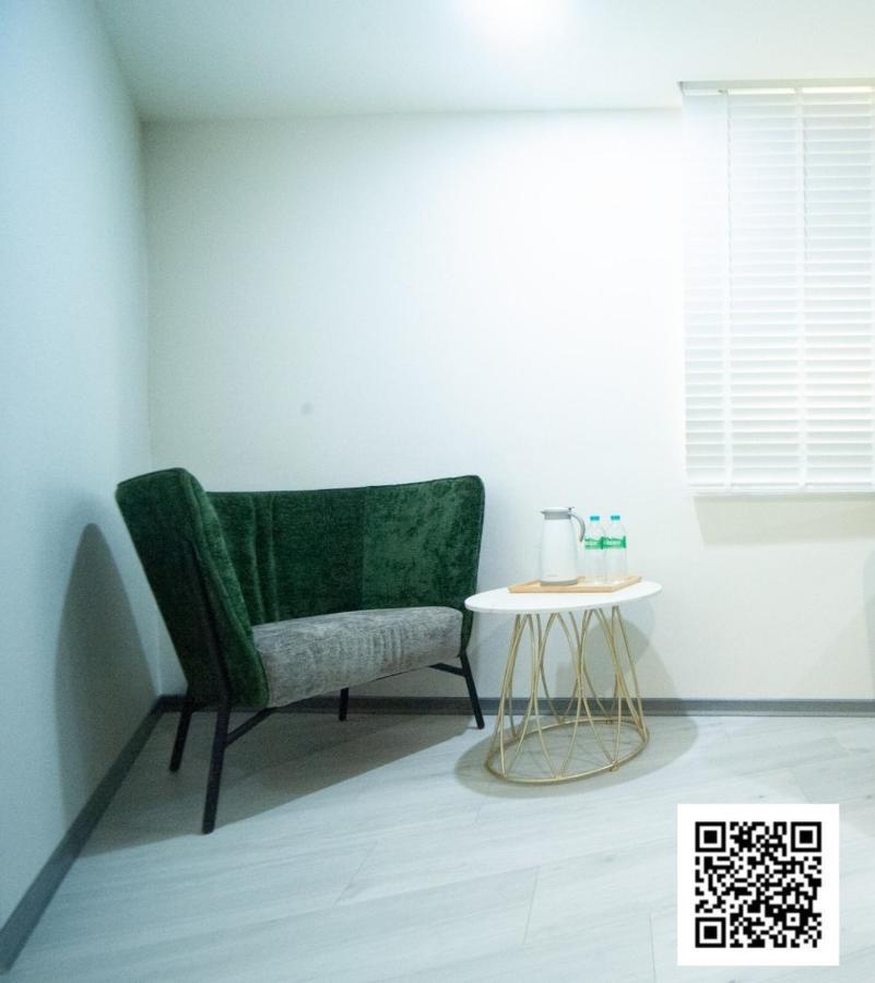 Bed and Breakfast 虎尾小9窩-採自助式入住 Huwei Экстерьер фото